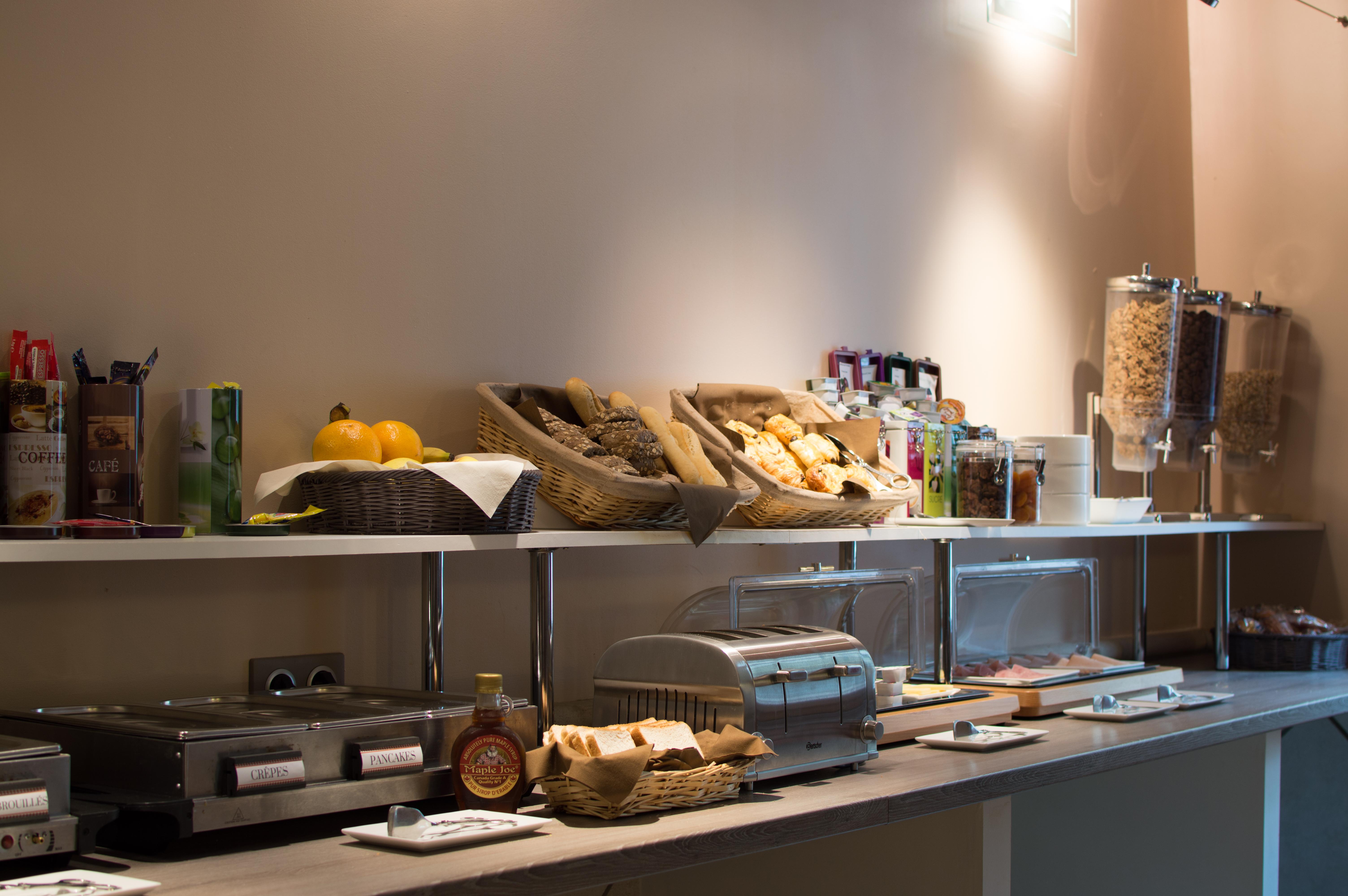 Artea Aix Centre Hotel 3*