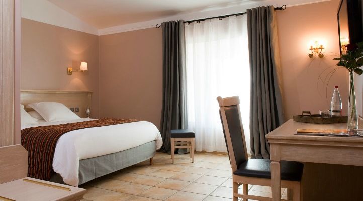 Hotel Artea Aix Centre 3*