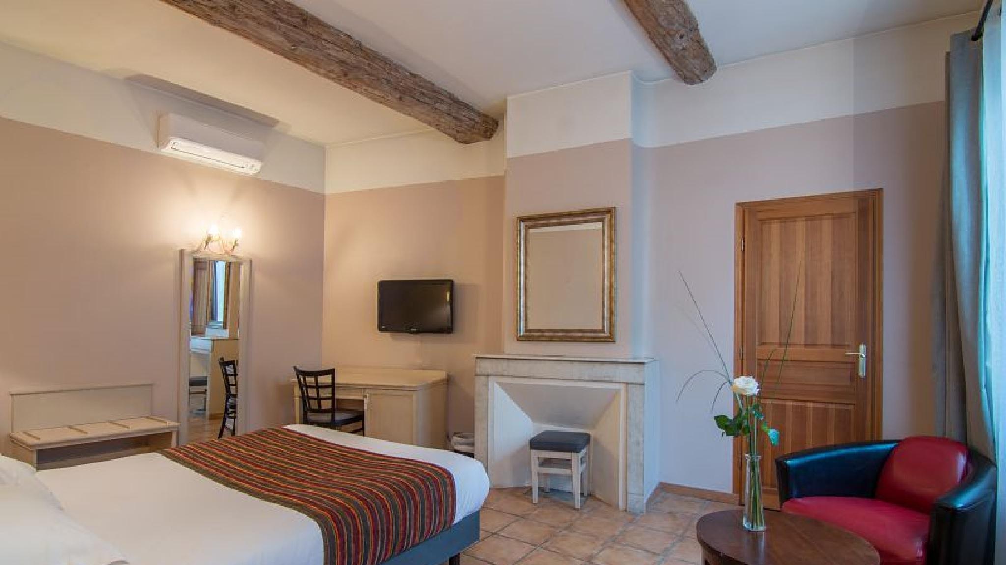 Hotel Artea Aix Centre 3*